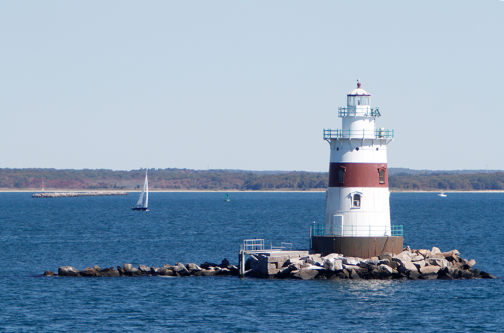 See Lighthouses Up Close On Cross Sound Ferry Cruises